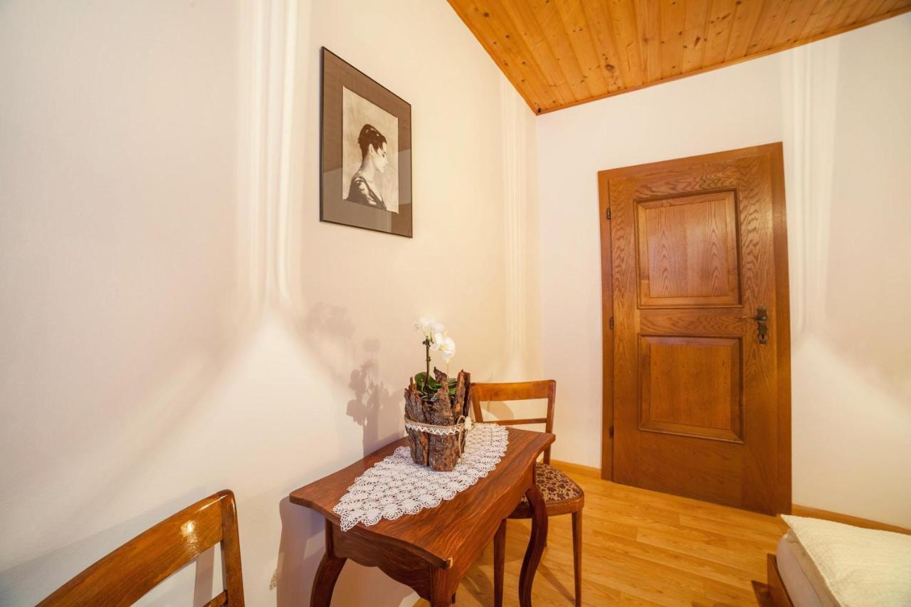 Residence Pichler Apartment 8 Sankt Leonhard in Passeier Buitenkant foto